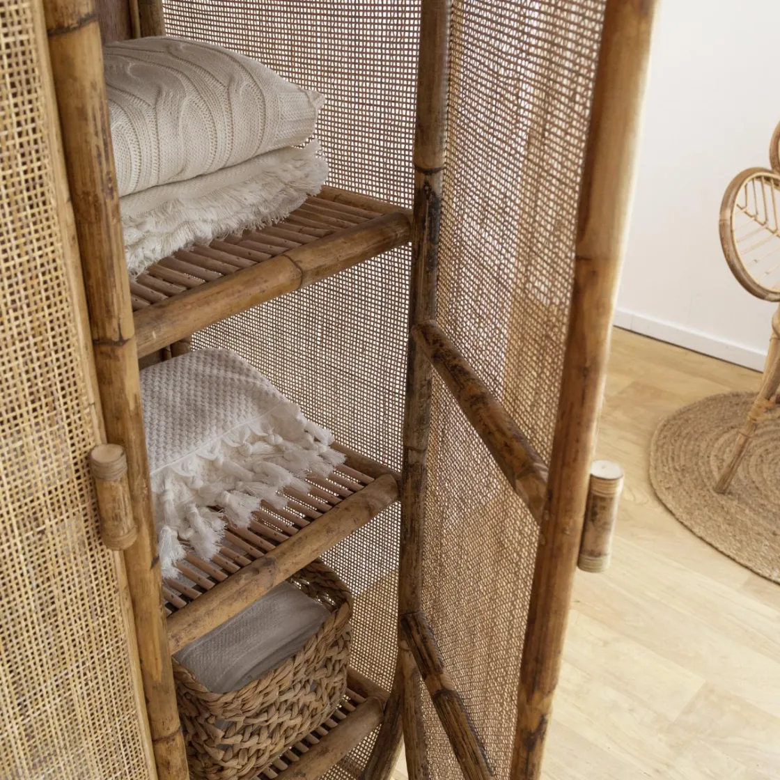 Made in Meubles Armoire<Armoire arrondie en rotin 4 étagères Rim