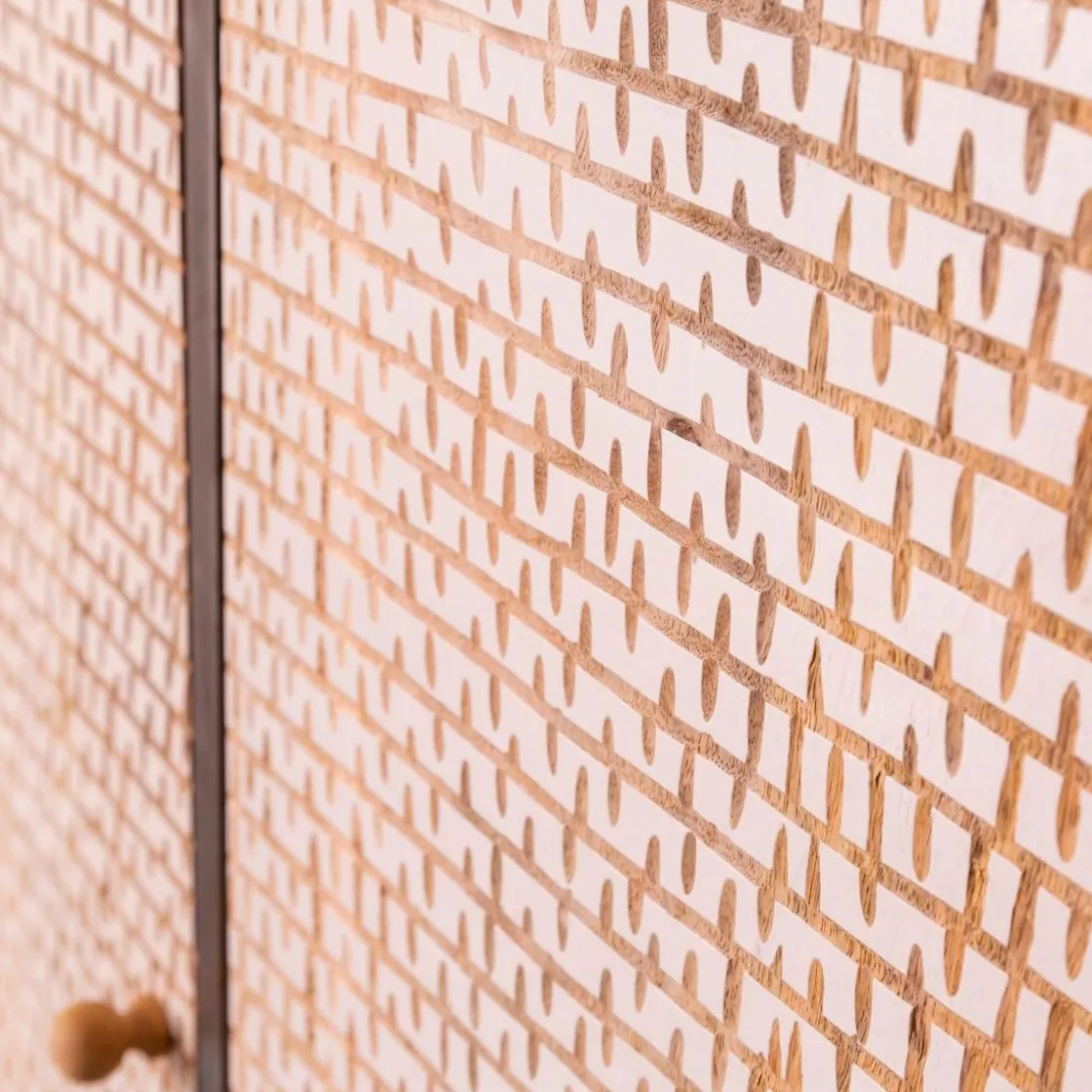 Made in Meubles Armoire<Armoire sculpté en bois de manguier et métal Luz