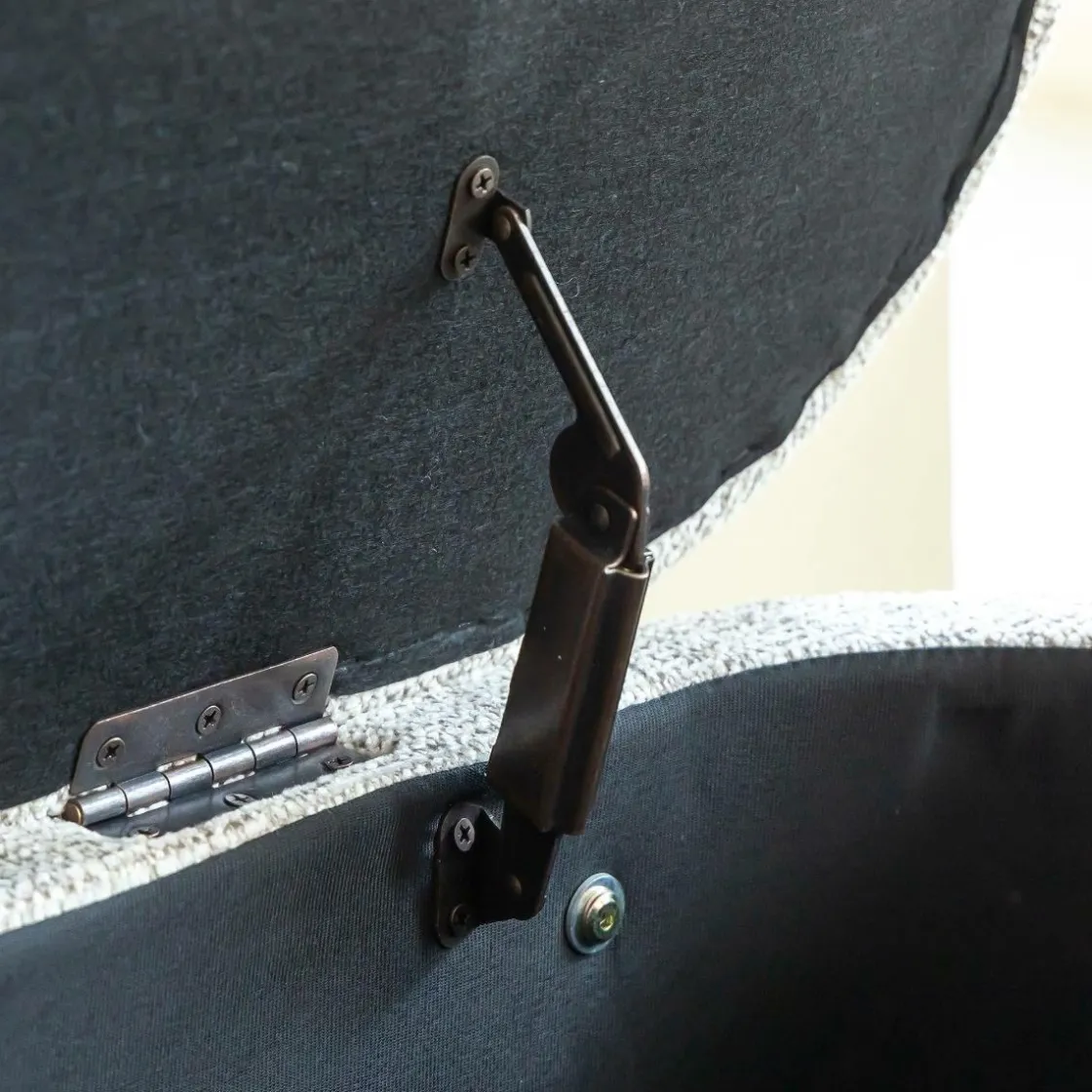 Made in Meubles Banc<Banc en bois de pin et tissu bouclette gris clair Nério