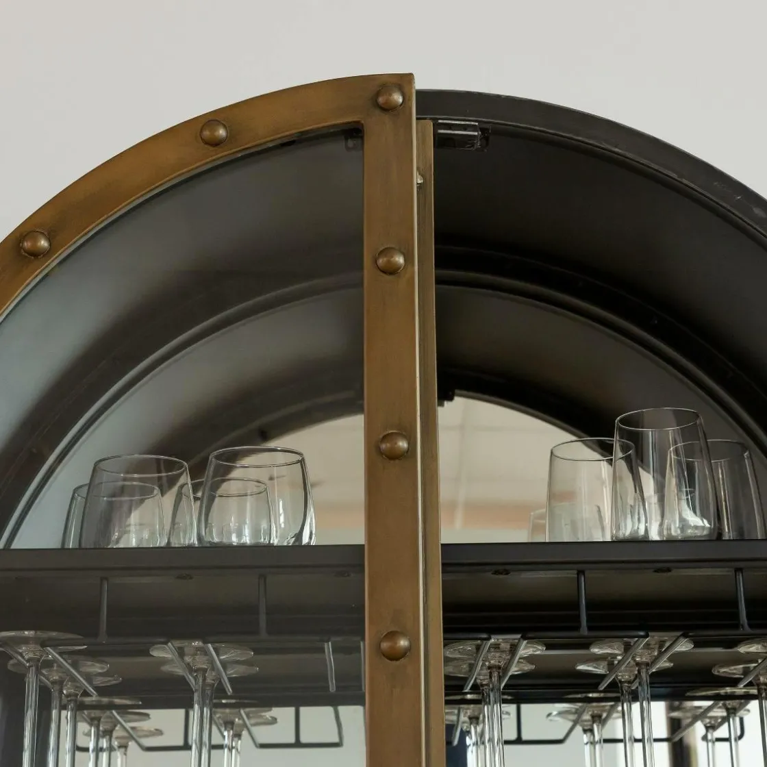 Made in Meubles Meuble Bar|Vitrine<Buffet bar en métal noir et doré Janelle