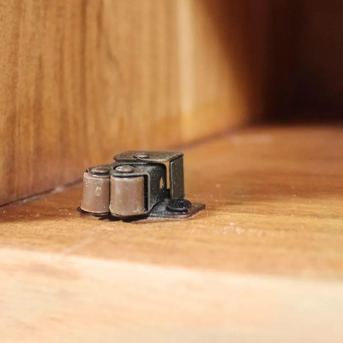 Made in Meubles Buffet<Buffet en bois d'acacia et métal Mahé