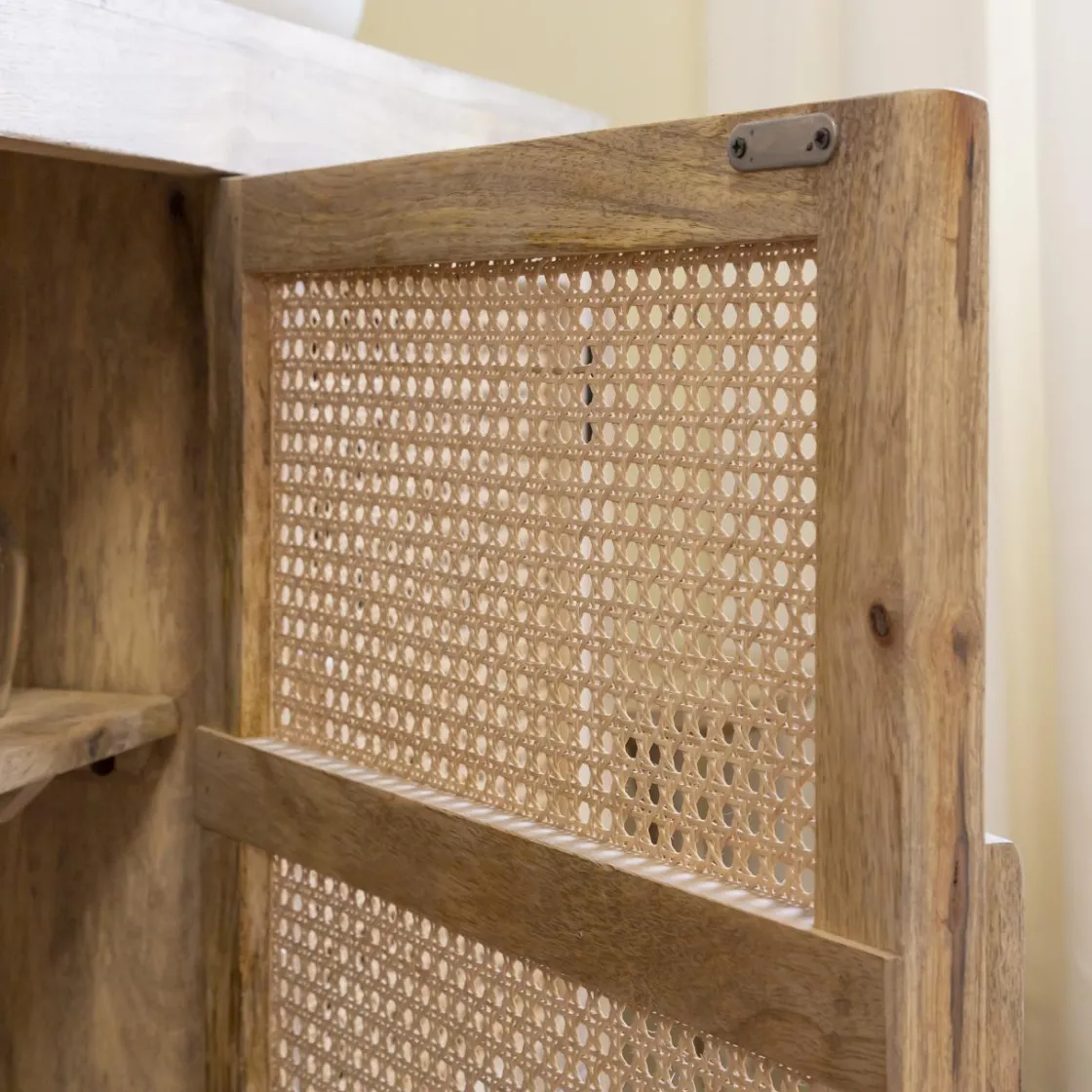 Made in Meubles Buffet<Buffet en bois de manguier et cannage Julietta