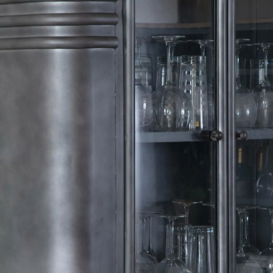 Made in Meubles Buffet|Vaisselier<Buffet vitrine en métal Locker