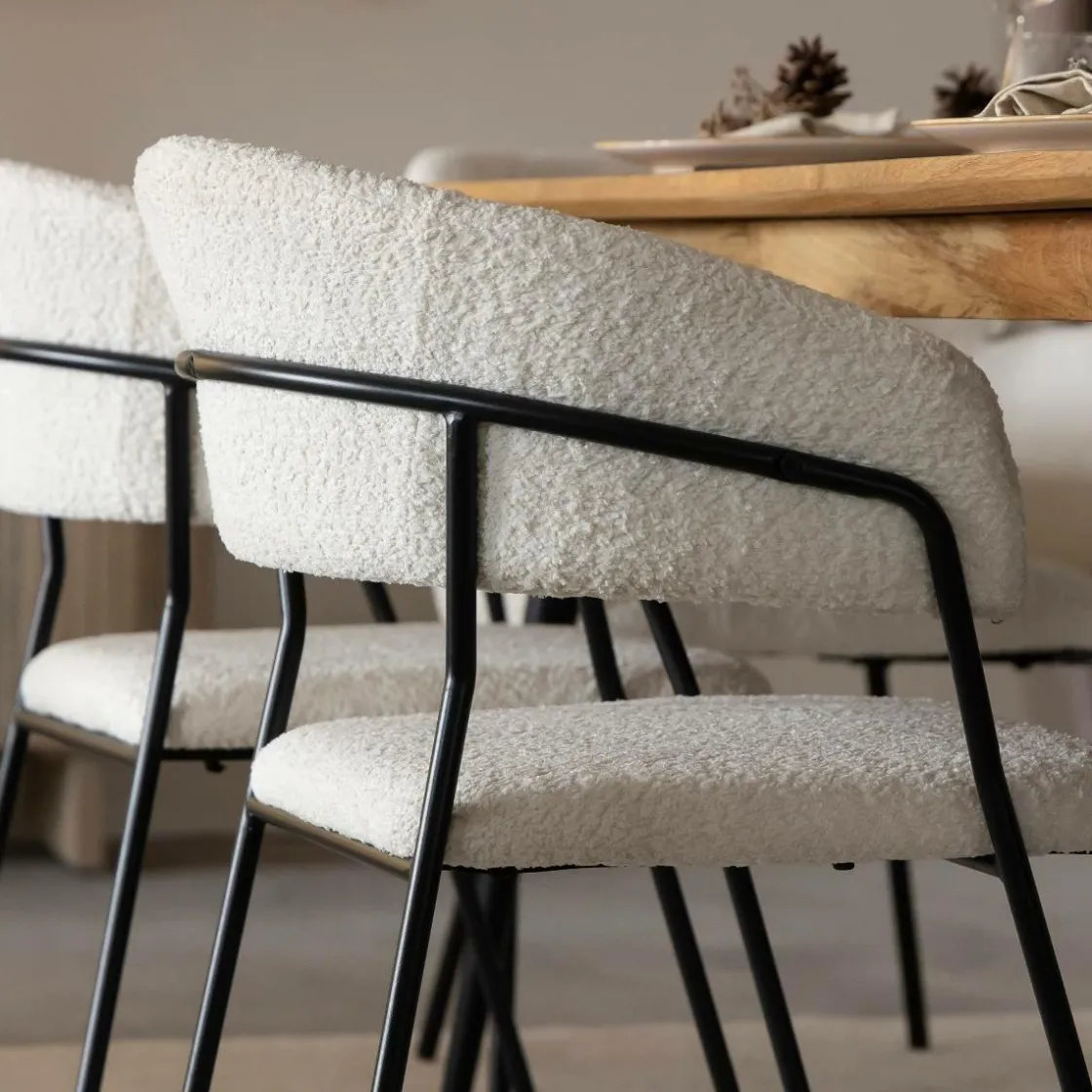 Made in Meubles Chaise<Chaise arrondie tissu bouclette blanche Kanoa (lot de 2)