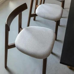 Made in Meubles Chaise<Chaise en bois de frêne foncé et tissu gris Aline (lot de 2)