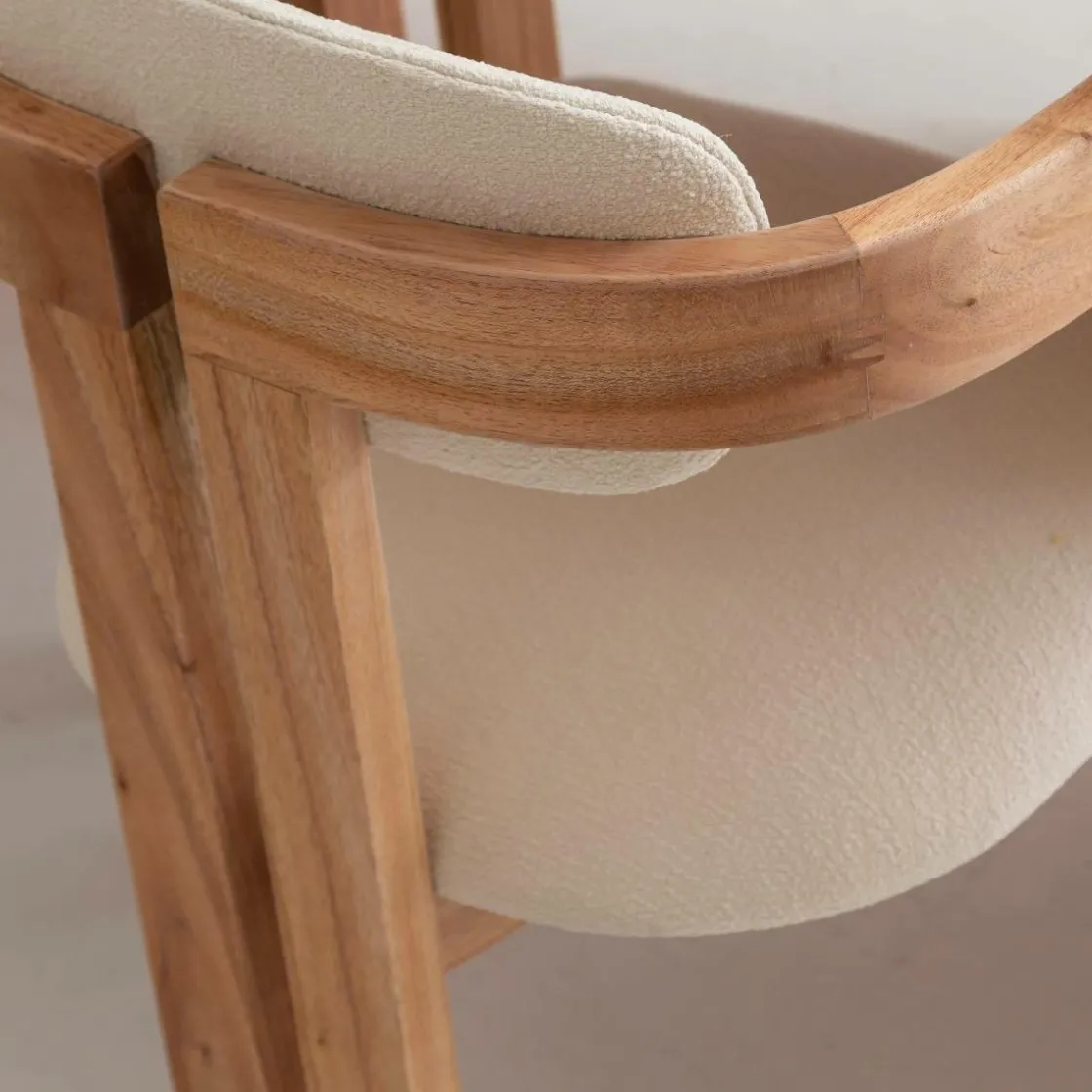 Made in Meubles Chaise<Chaise en bois de mindy et tissu bouclette Suzie (lot de 2)