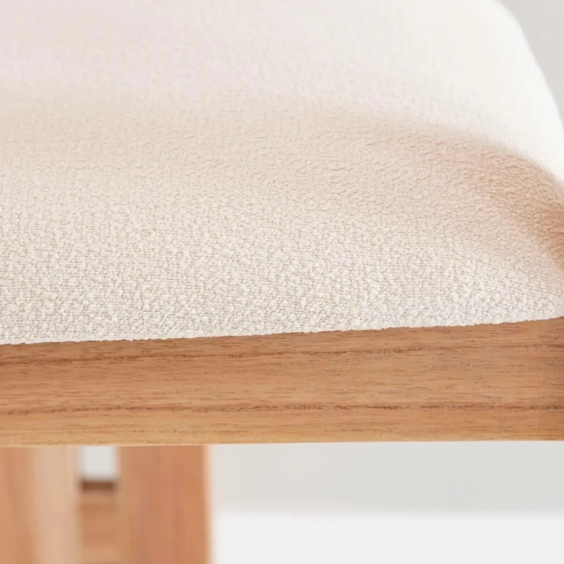 Made in Meubles Chaise<Chaise en bois de mindy et tissu bouclette Suzie (lot de 2)