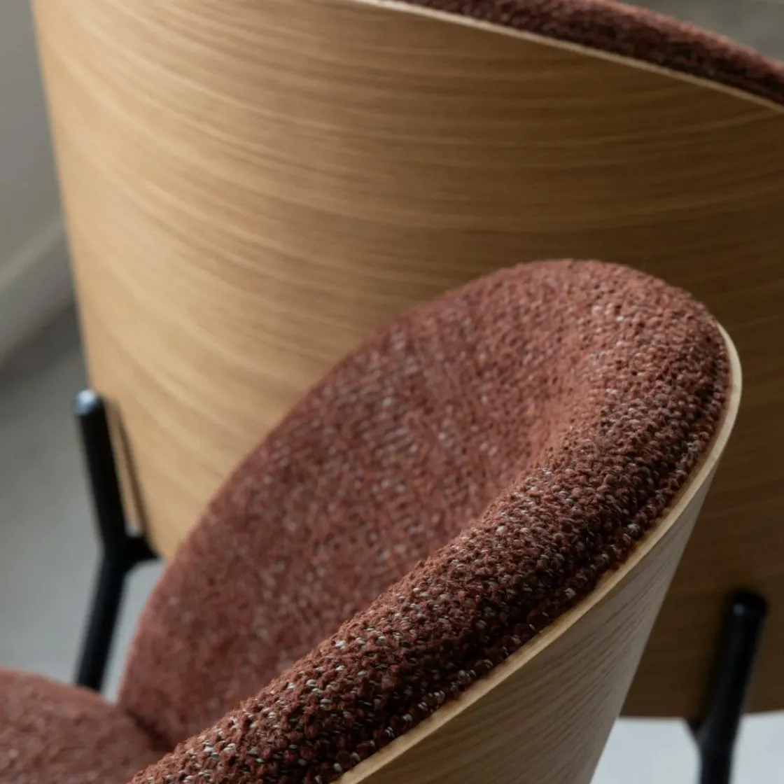 Made in Meubles Chaise<Chaise en tissu acajou et bois clair Nyssa (lot de 2)