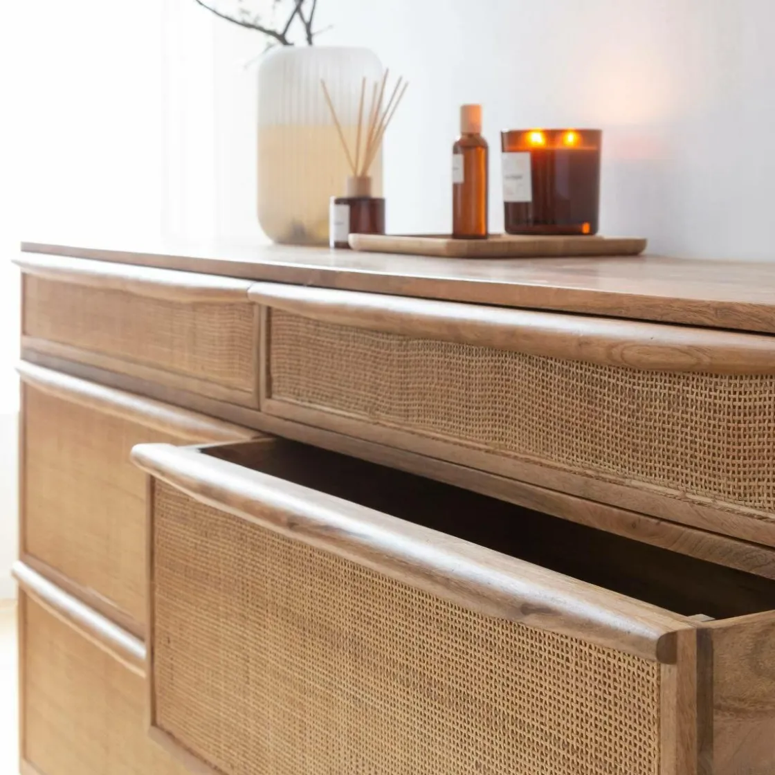 Made in Meubles Commode<Commode en bois de manguier et cannage Rim