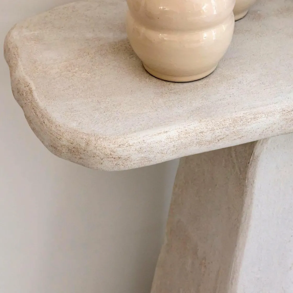 Made in Meubles Table Console<Console pied central en bois effet béton blanc Danaé