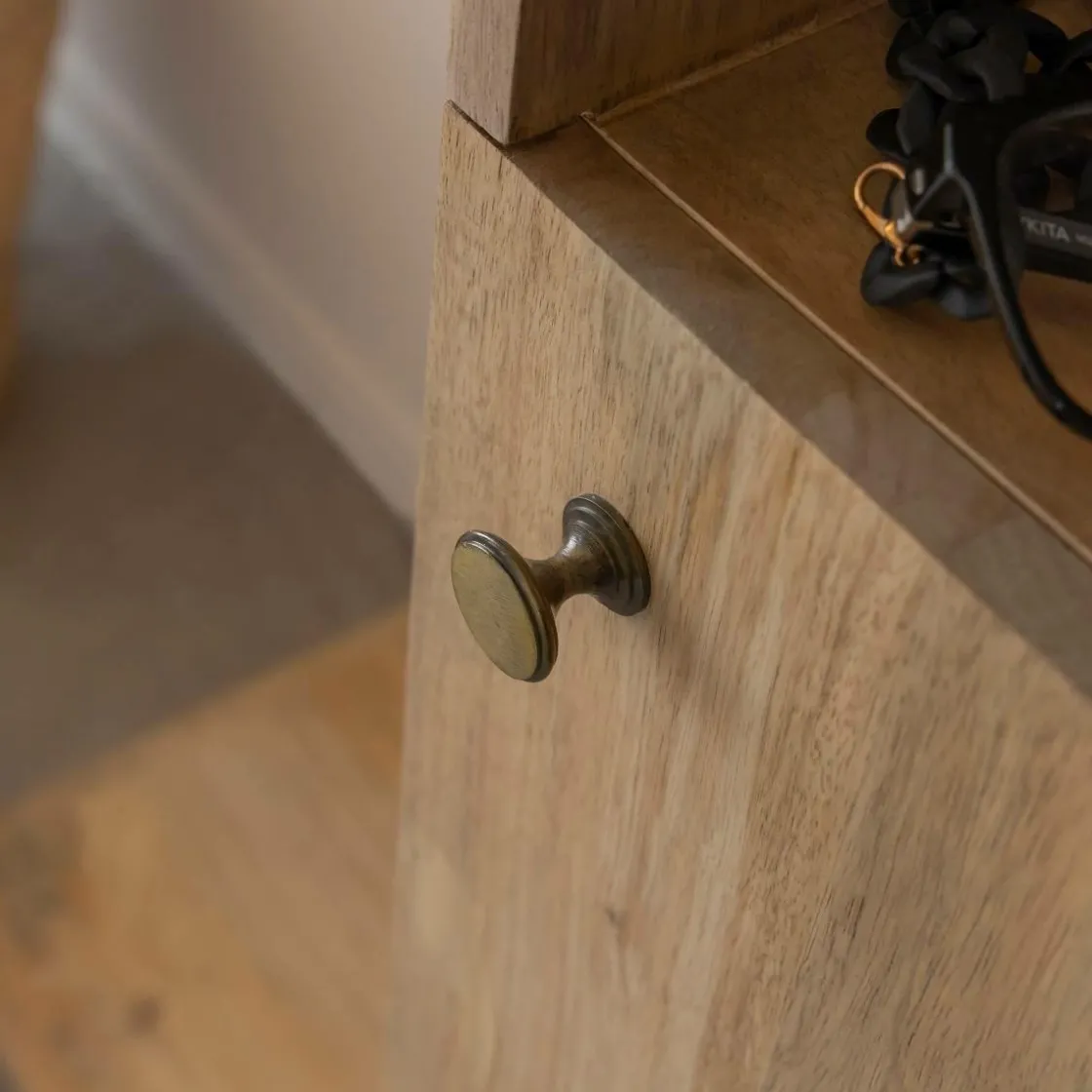 Made in Meubles Armoire<Dressing avec miroir en bois de manguier Juliet