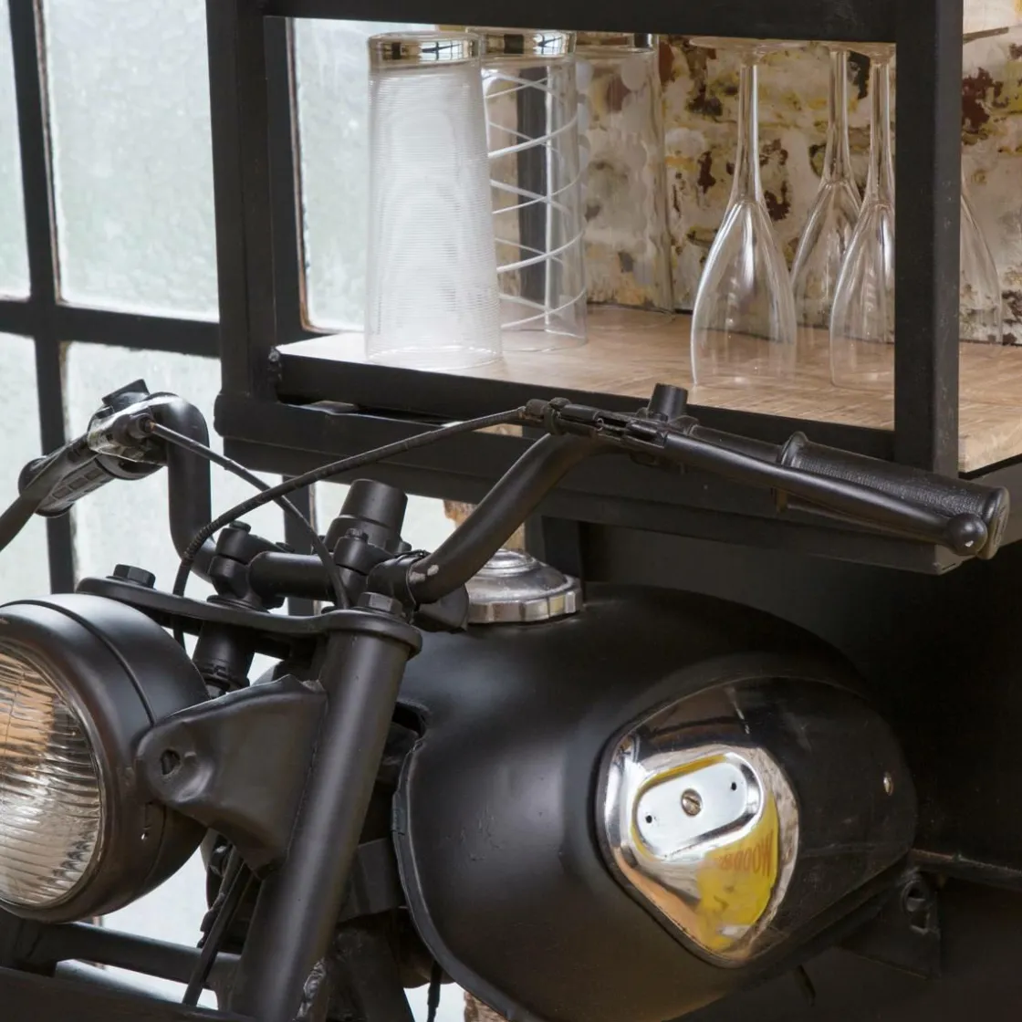 Made in Meubles Etagère<Etagère avant de moto en métal noir Tata