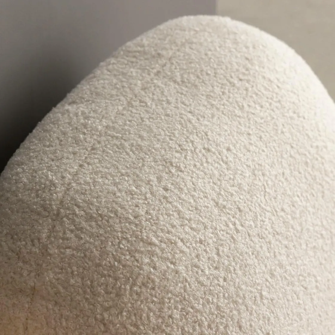 Made in Meubles Fauteuil<Fauteuil confort en tissu bouclette blanc Johanna