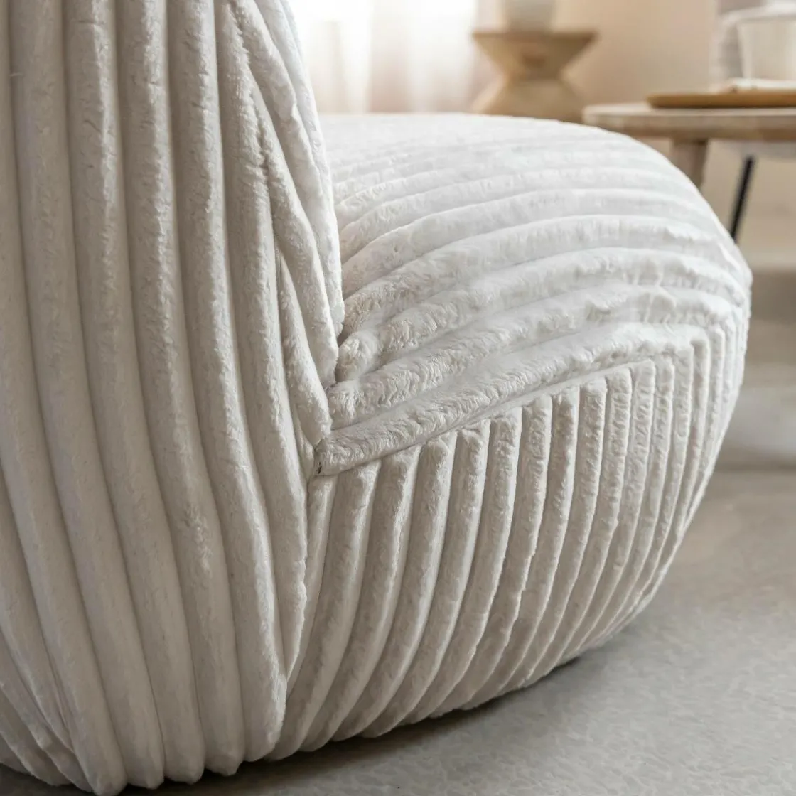 Made in Meubles Fauteuil<Fauteuil confort en velours côtelé beige écru Johanna