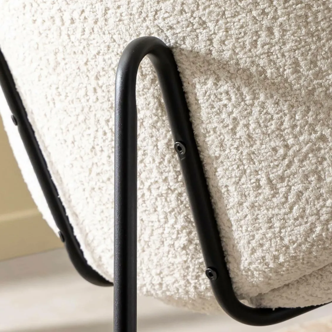 Made in Meubles Fauteuil<Fauteuil en tissu bouclette blanc Dorian