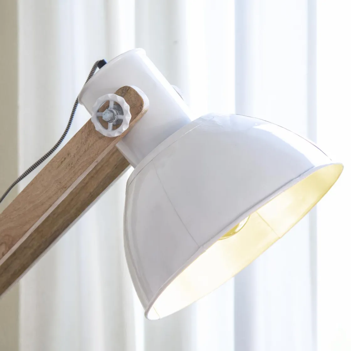 Made in Meubles Lampe Sur Pied<Lampe sur pied en bois de manguier et métal Martha