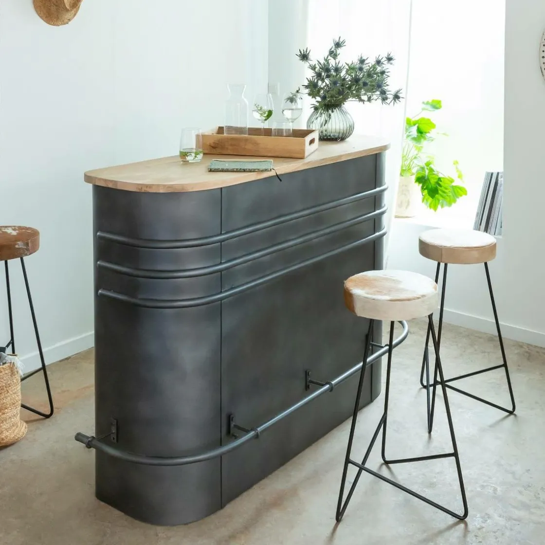 Made in Meubles Meuble Bar<Meuble bar en métal et bois de manguier Locker