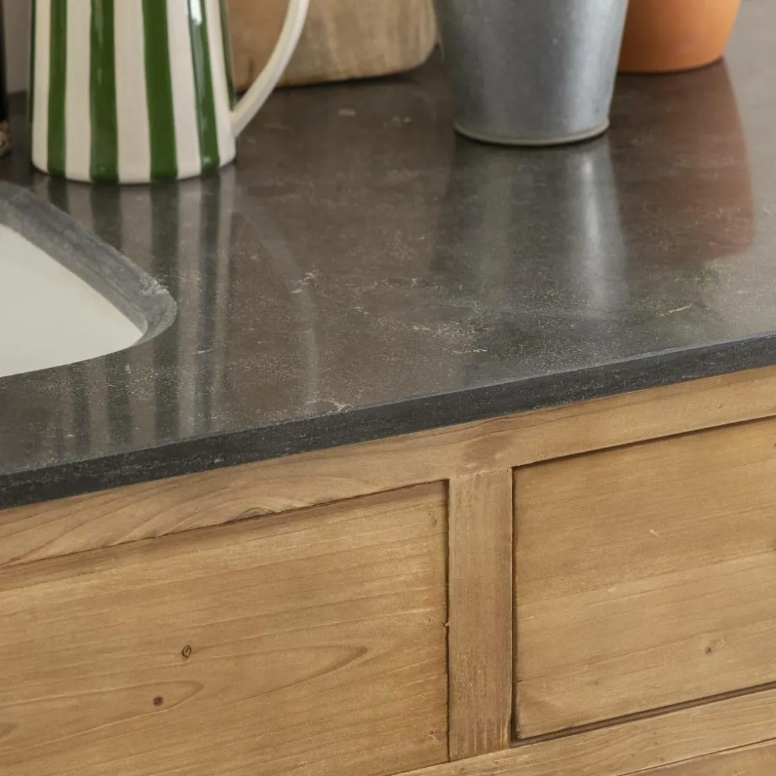 Made in Meubles Meuble Bas<Meuble de cuisine en vieux pin et pierre bleue Champêtre