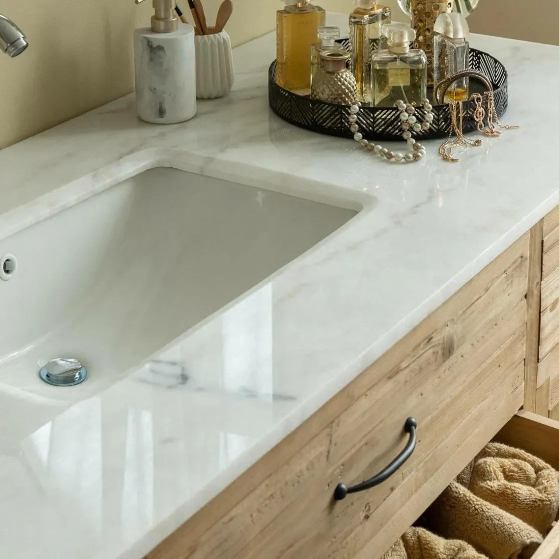 Made in Meubles Meuble Sous Vasque<Meuble sous vasque en vieux pin et marbre blanc Nils