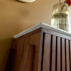 Made in Meubles Meuble Tv<Meuble TV en bois d'acacia et terrazzo Kaelis