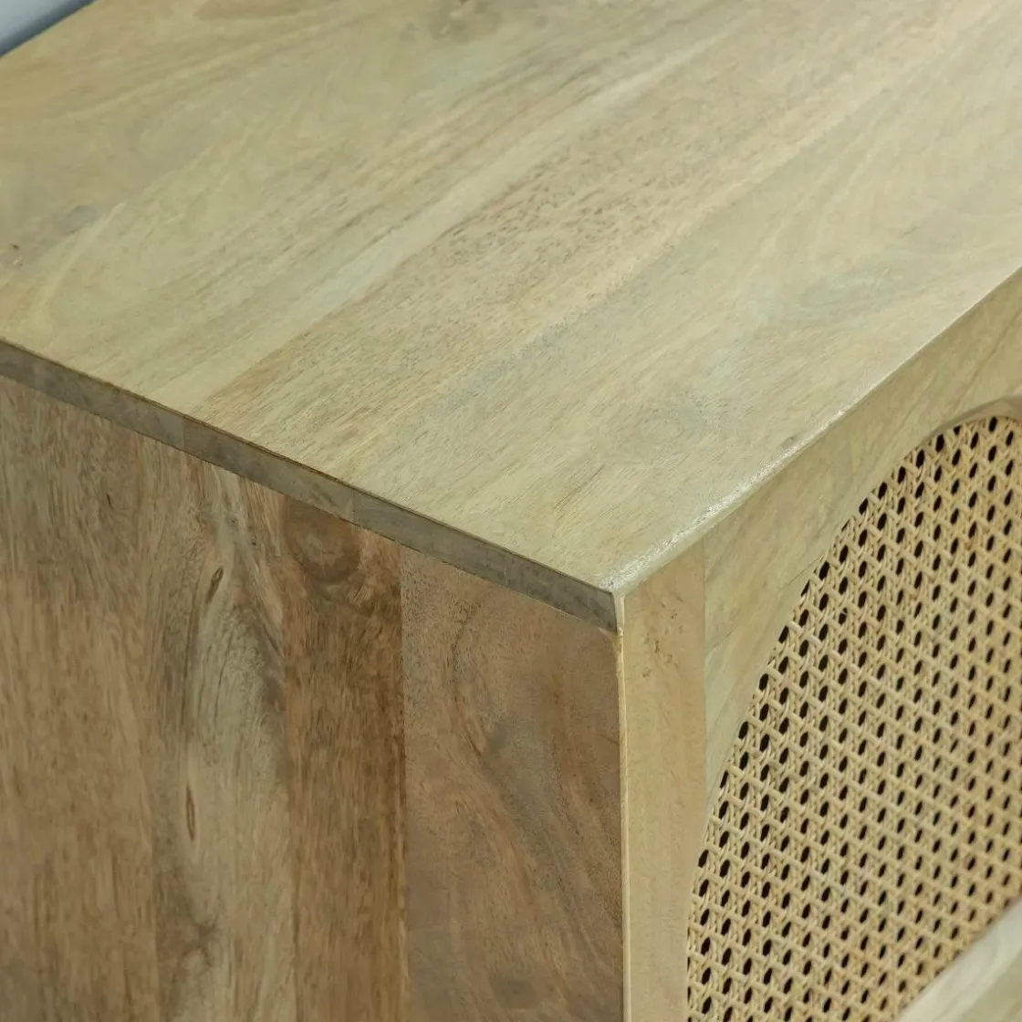 Made in Meubles Meuble Tv<Meuble TV en bois de manguier et cannage Edana