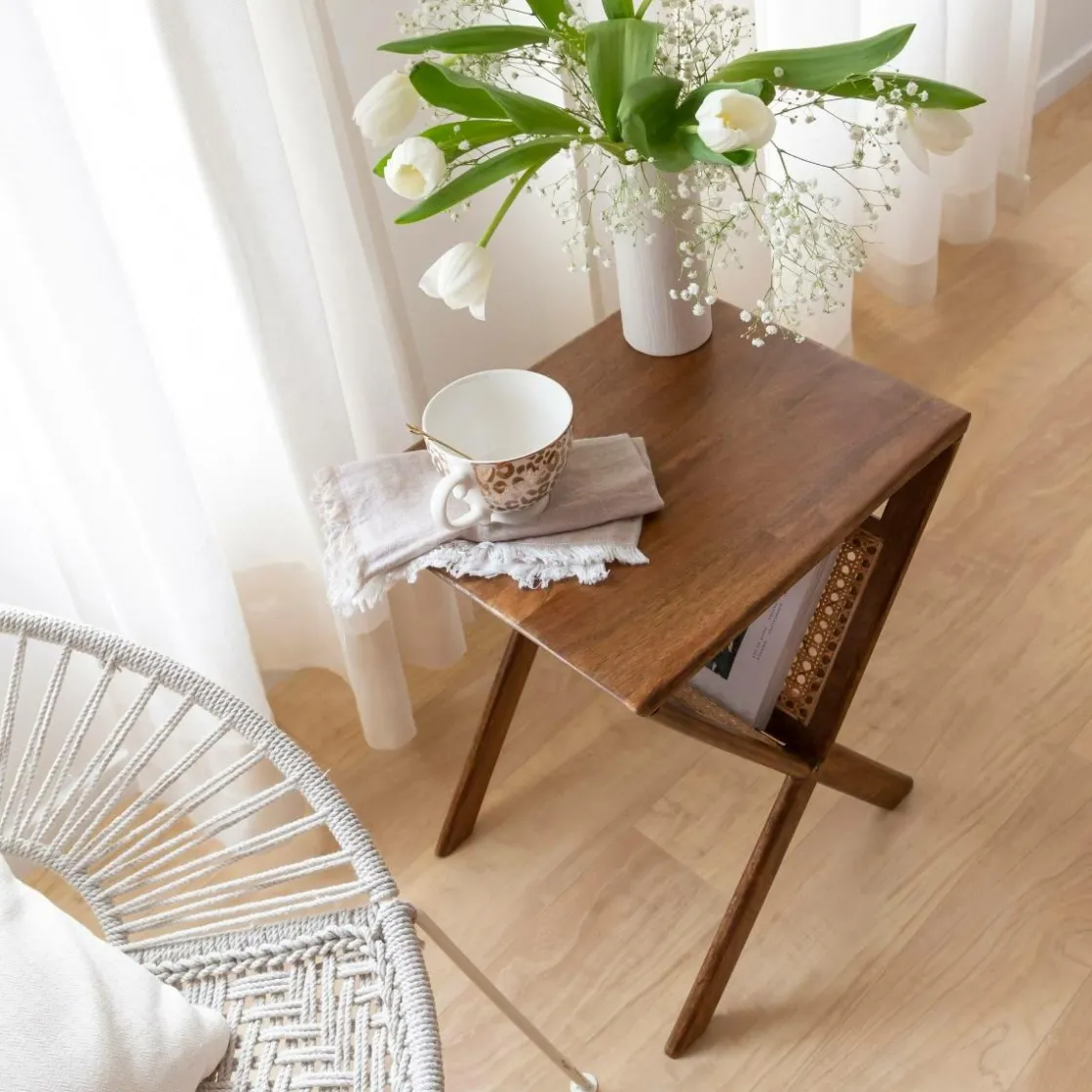 Made in Meubles Bout De Canapé & Sellette|Décoration<Porte revue en bois de manguier et cannage Charline