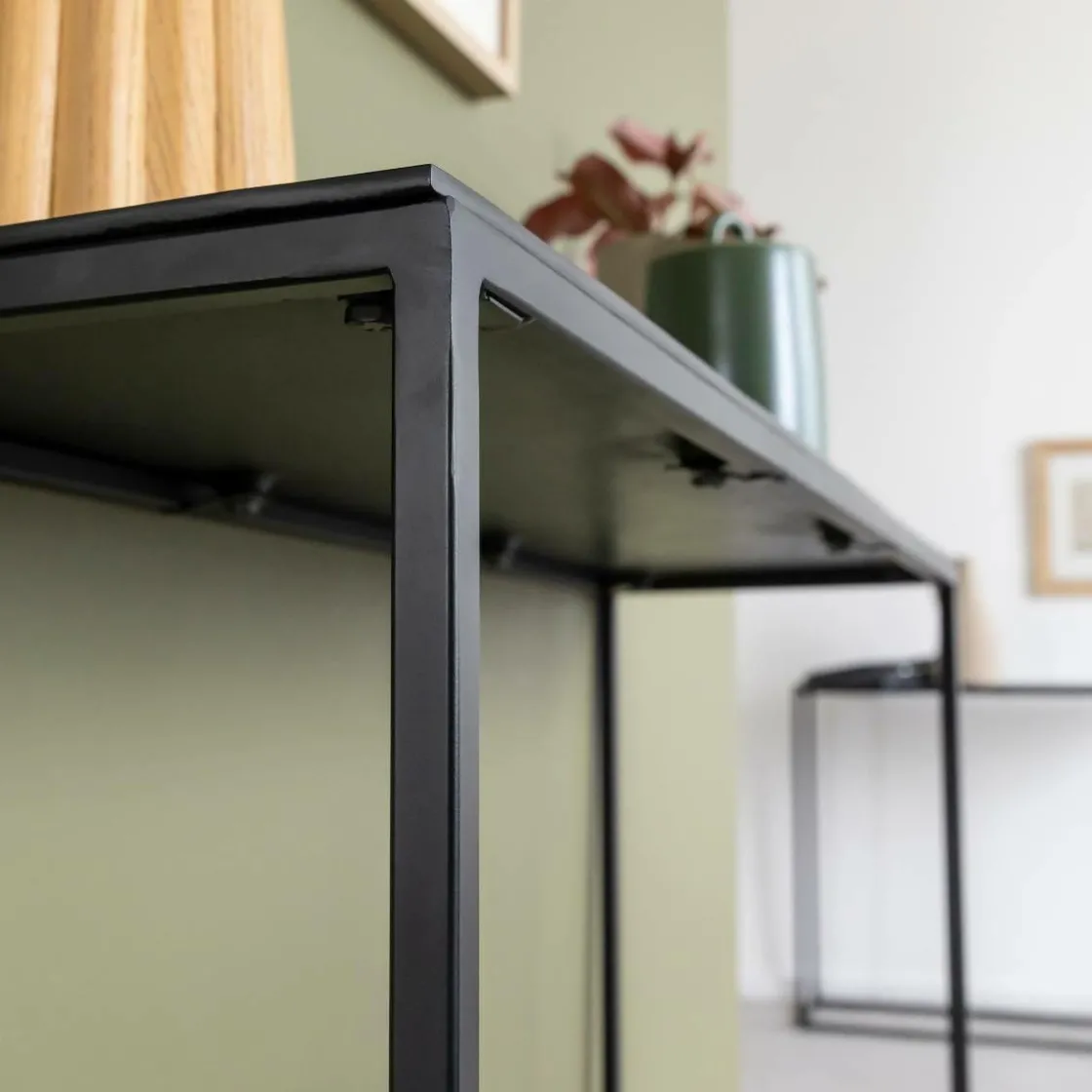 Made in Meubles Table Console<Set de deux consoles en aluminium et métal noir Linda