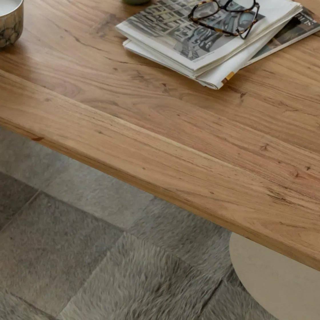 Made in Meubles Table Basse<Table basse ovale en bois effet béton et bois d'acacia Dalva