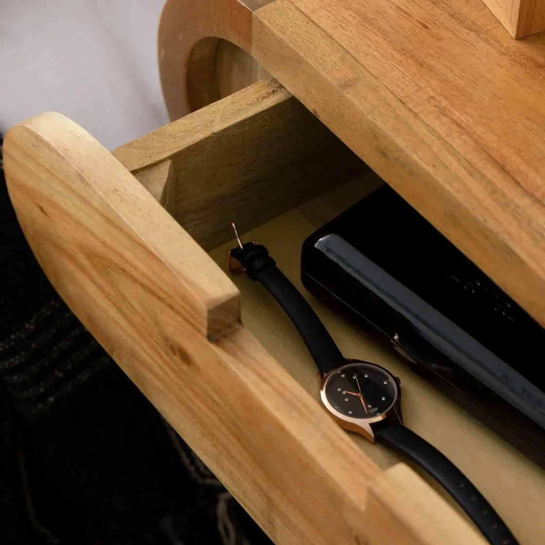 Made in Meubles Chevet<Table de chevet murale arrondie en bois d'acacia Orane