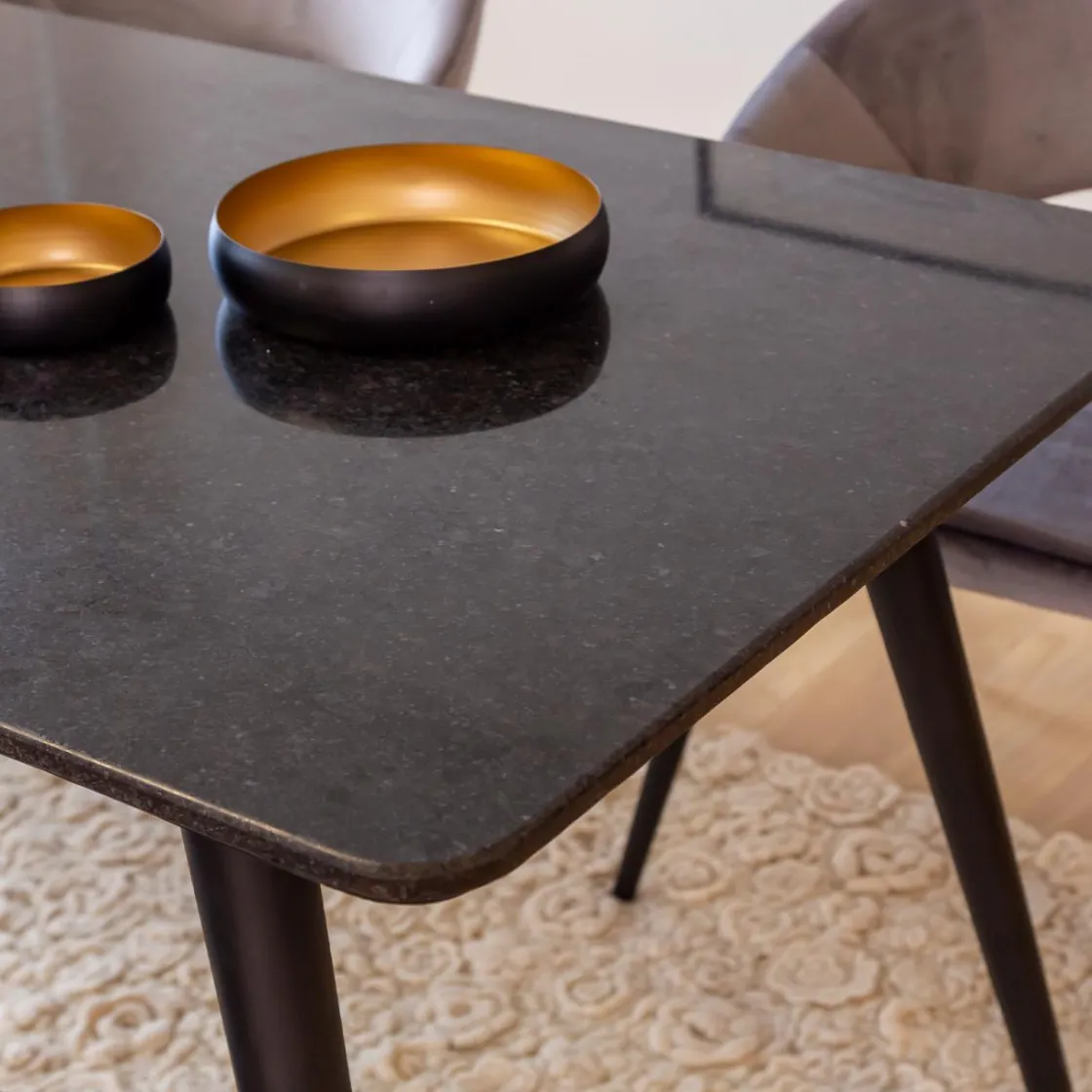 Made in Meubles Table À Manger<Table à manger avec plateau en granite noir Antonella