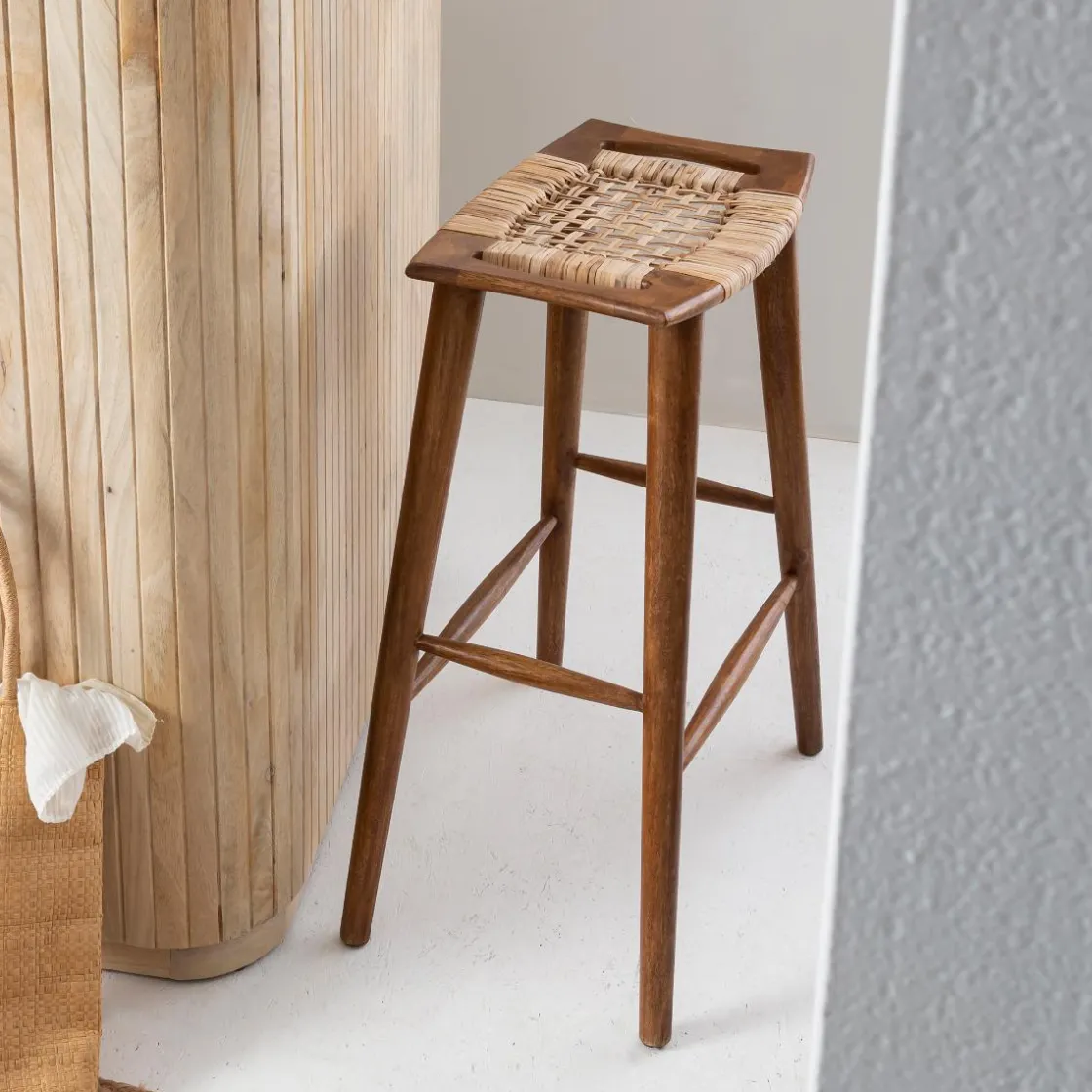 Made in Meubles Tabouret De Bar<Tabouret de bar en manguier Suzanna