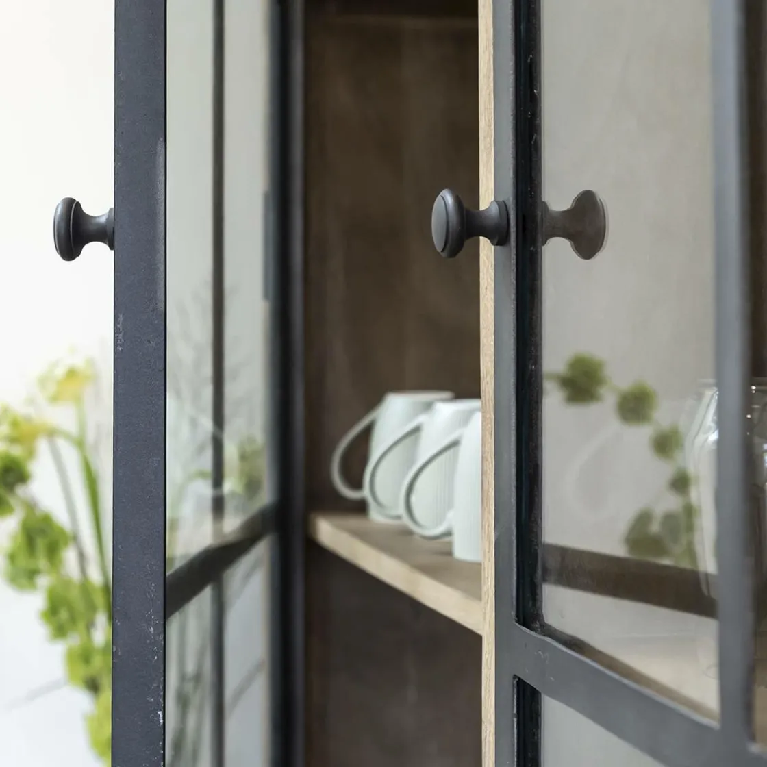 Made in Meubles Vaisselier<Vaisselier en bois de manguier brossée et métal noir Clotilde