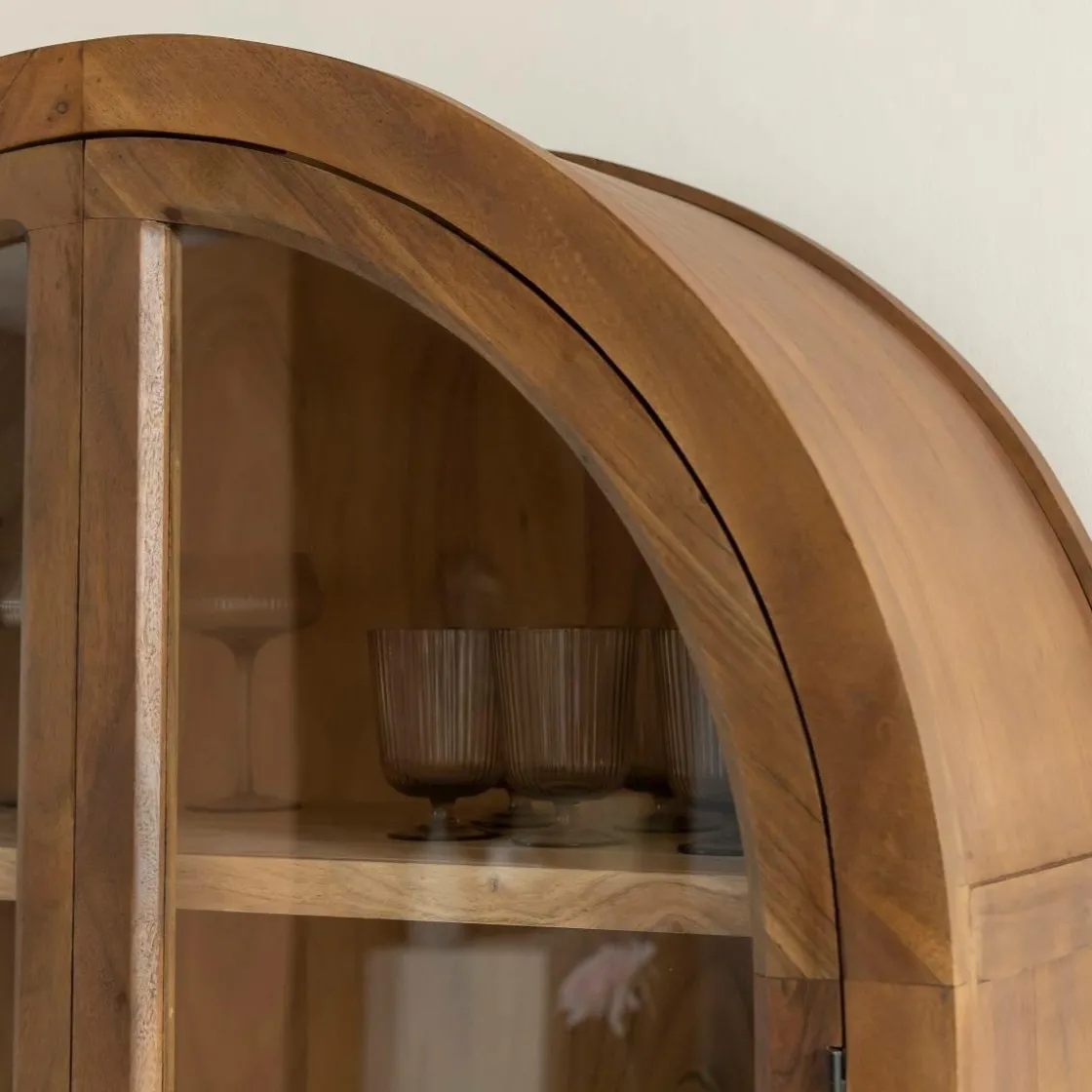 Made in Meubles Vitrine<Vitrine en bois d'acacia Néven