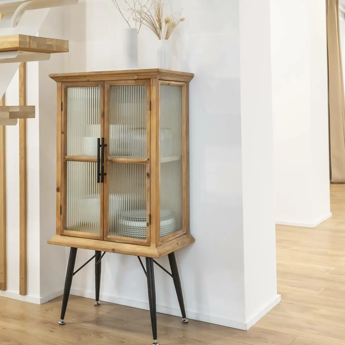 Made in Meubles Vaisselier|Vitrine<Vitrine en bois de sapin et verre strié 2 portes Nicole